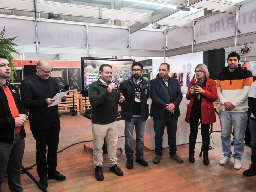 Anúncio foi feito pelo secretário de Desenvolvimento Rural do RS, Ronaldo Santini, que comemorou os números obtidos na atual edição Anúncio foi feito pelo secretário de Desenvolvimento Rural do RS, Ronaldo Santini, que comemorou os números obtidos na atual edição