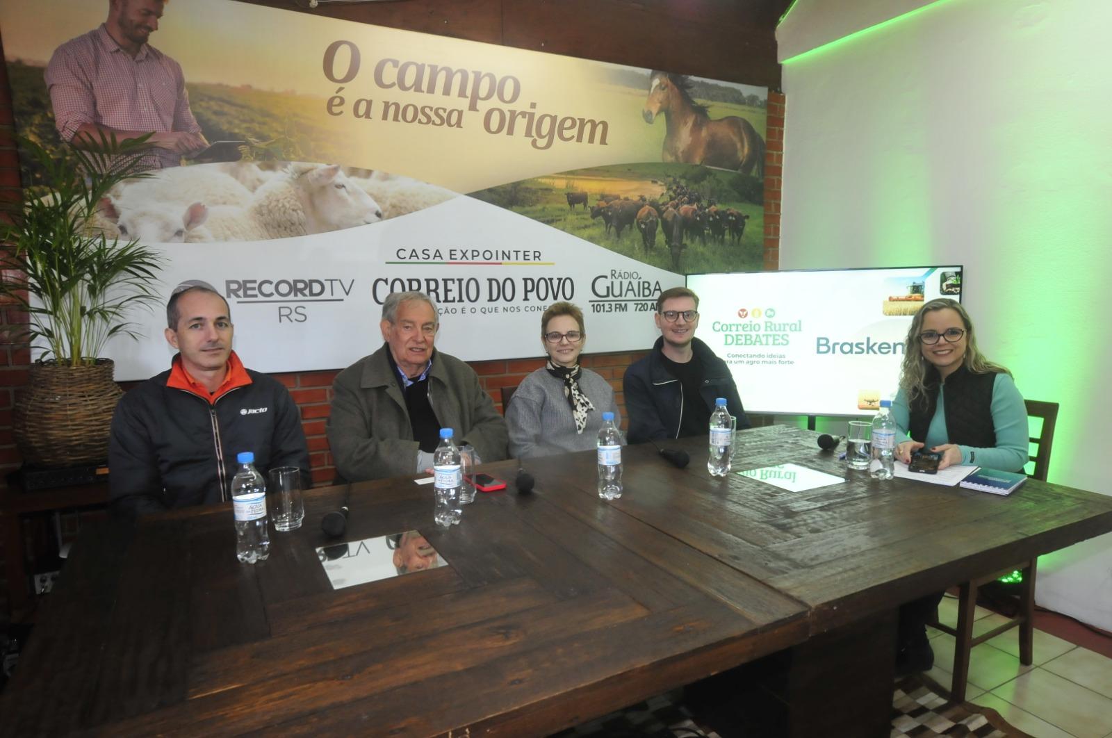 Debate reuniu representantes do campo e da ind&uacute;stria para avaliar os impactos do r&aacute;pido avan&ccedil;o tecnol&oacute;gico nas produ&ccedil;&atilde;o de gr&atilde;os, especialmente ap&oacute;s a pandemia de Covid-19
