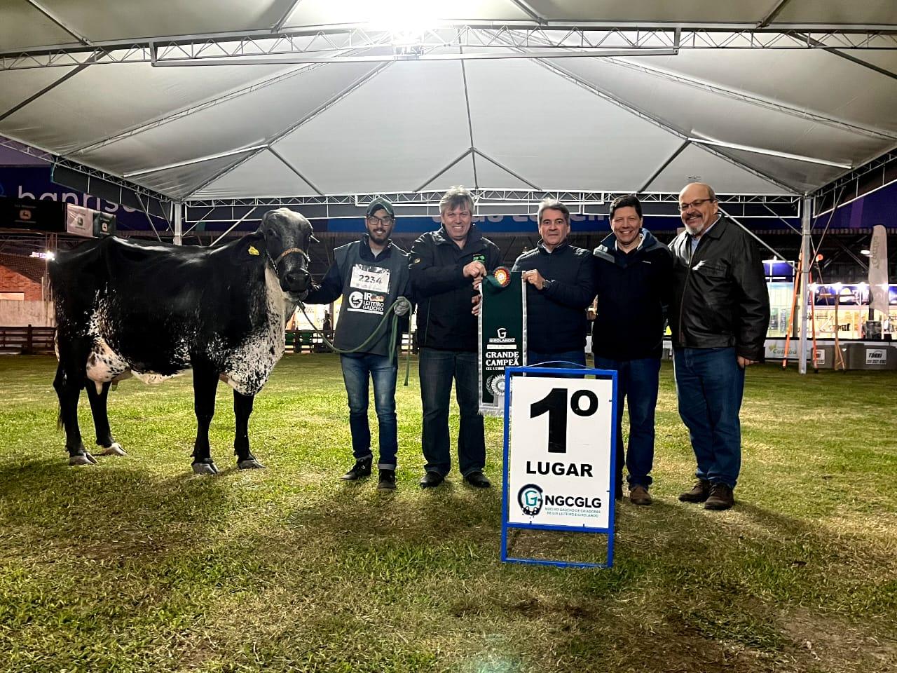 Concurso da ra&ccedil;a Girolando foi finalizado na noite de segunda-feira