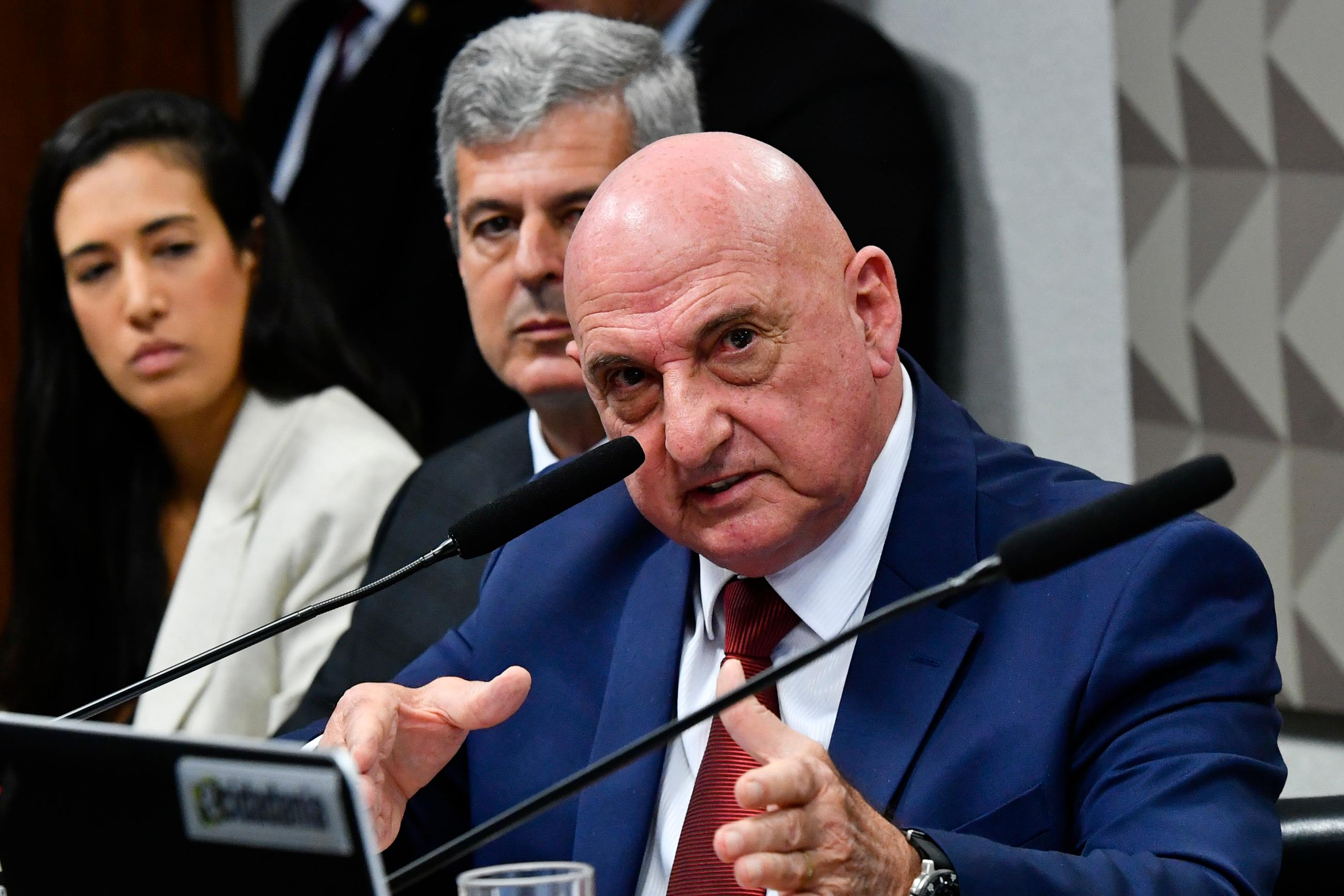 Gon&ccedil;alves Dias em depoimento na CPMI 