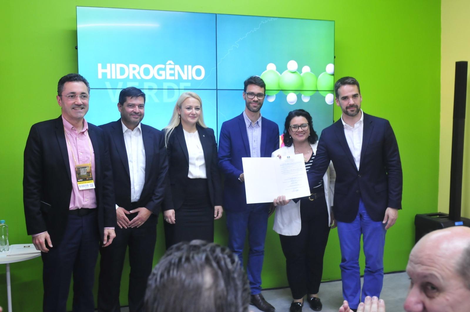 Memorando de entendimento com as empresas tamb&eacute;m foi assinado na ocasi&atilde;o