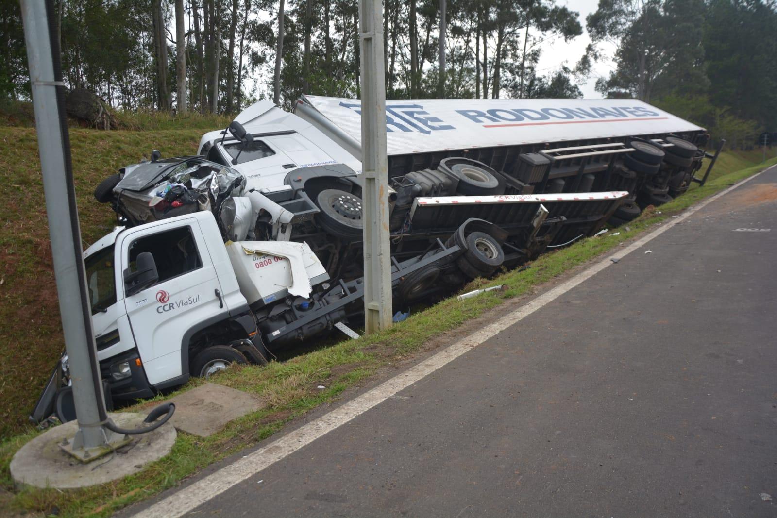 Acidente na BR 290 matou duas pessoas nesta sexta-feira 