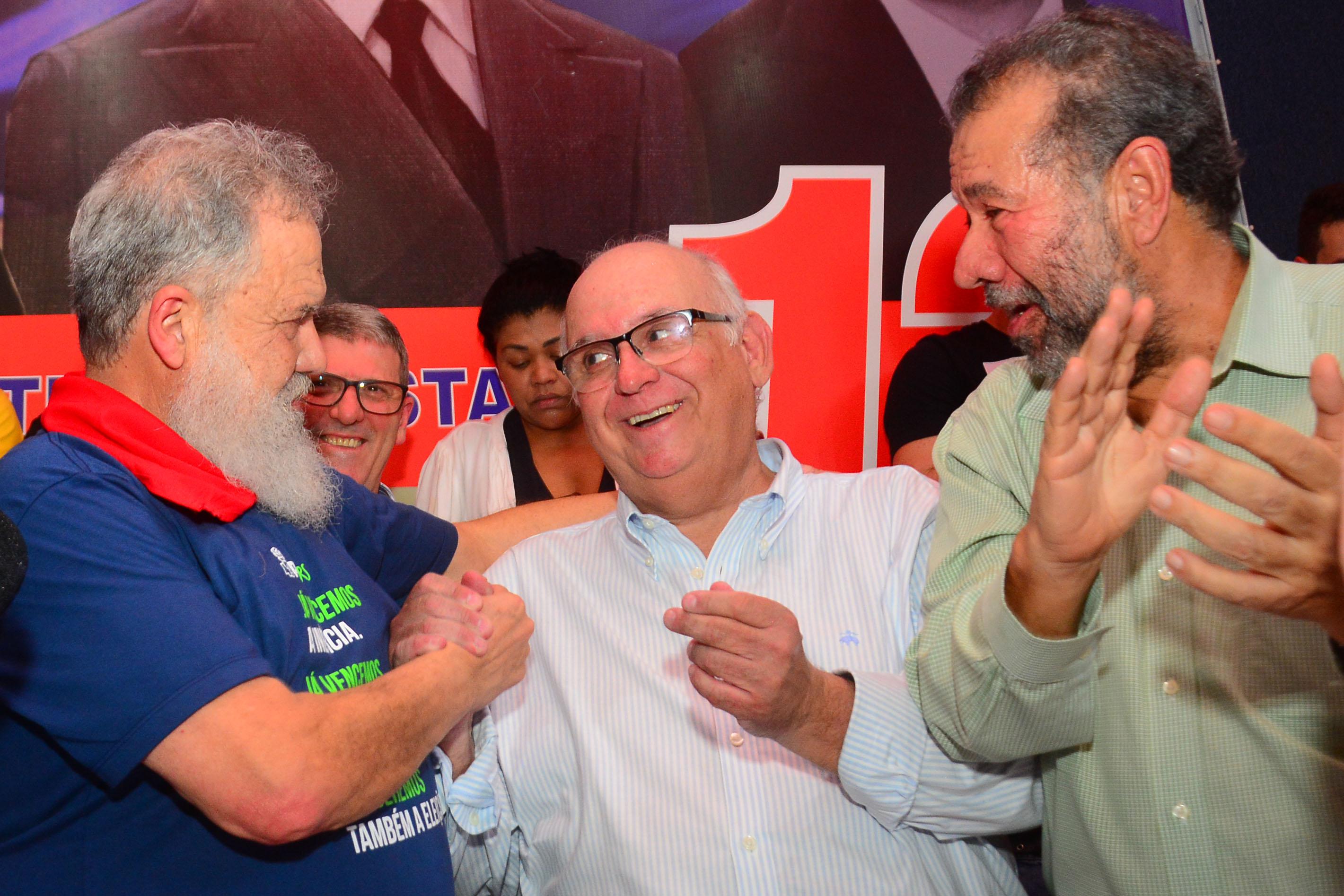 O prefeito de S&atilde;o Sep&eacute;, Jo&atilde;o Luiz Vargas (&agrave; esquerda), retirou sua chapa de &uacute;ltima hora em articula&ccedil;&atilde;o pol&iacute;tica