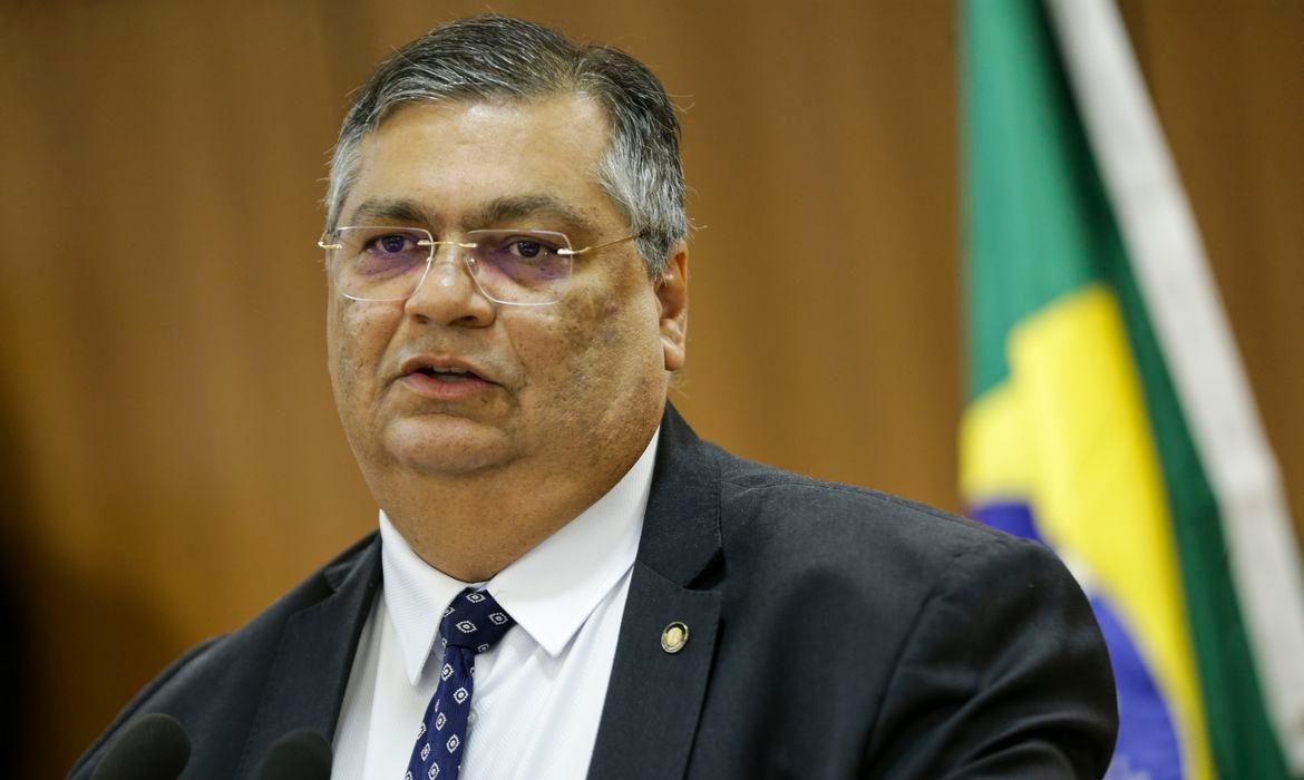 Ministro afirmou que esquema de seguran&ccedil;a ser&aacute; refor&ccedil;ado em Bras&iacute;lia