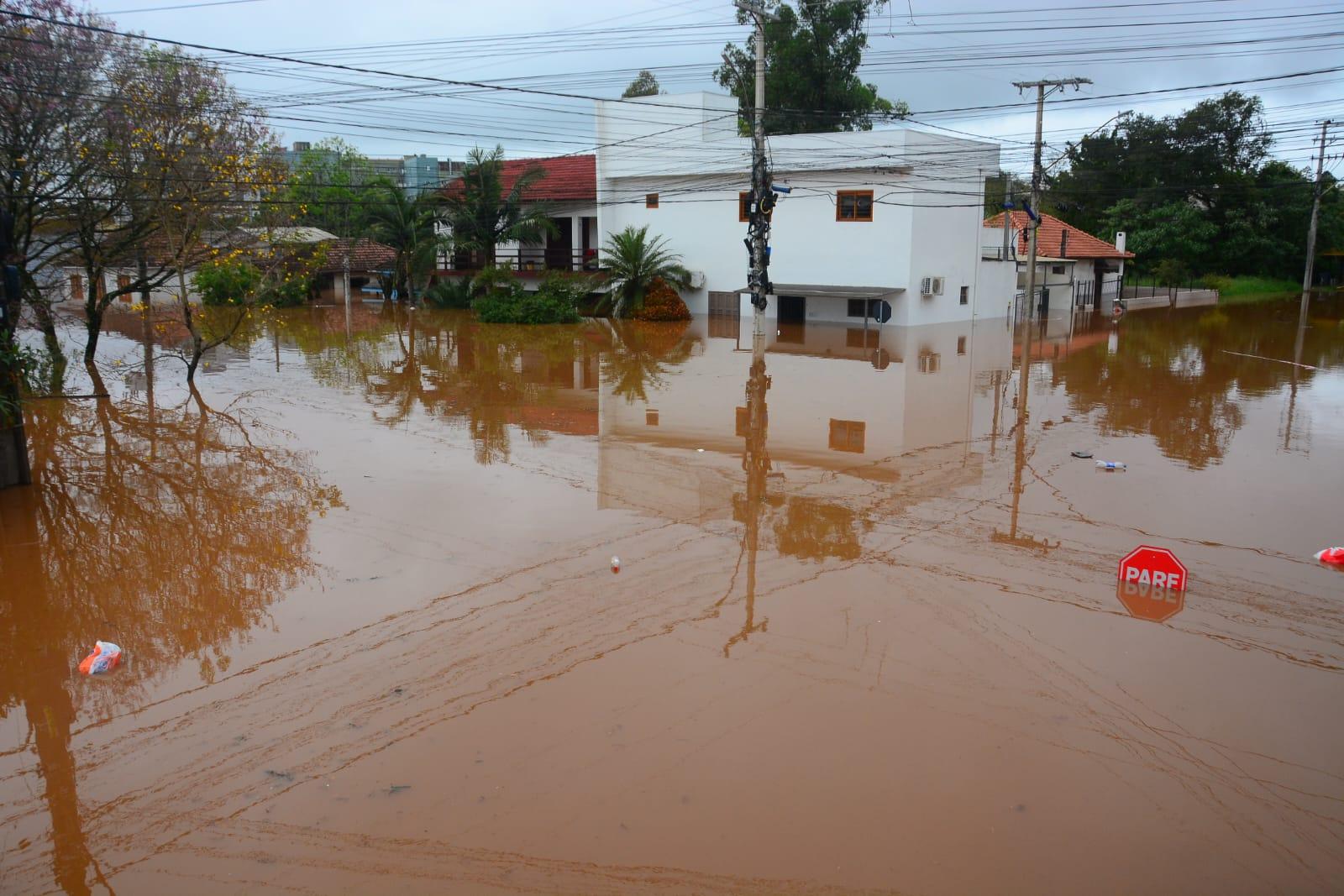 Acompanhe os estragos da enchente no RS 