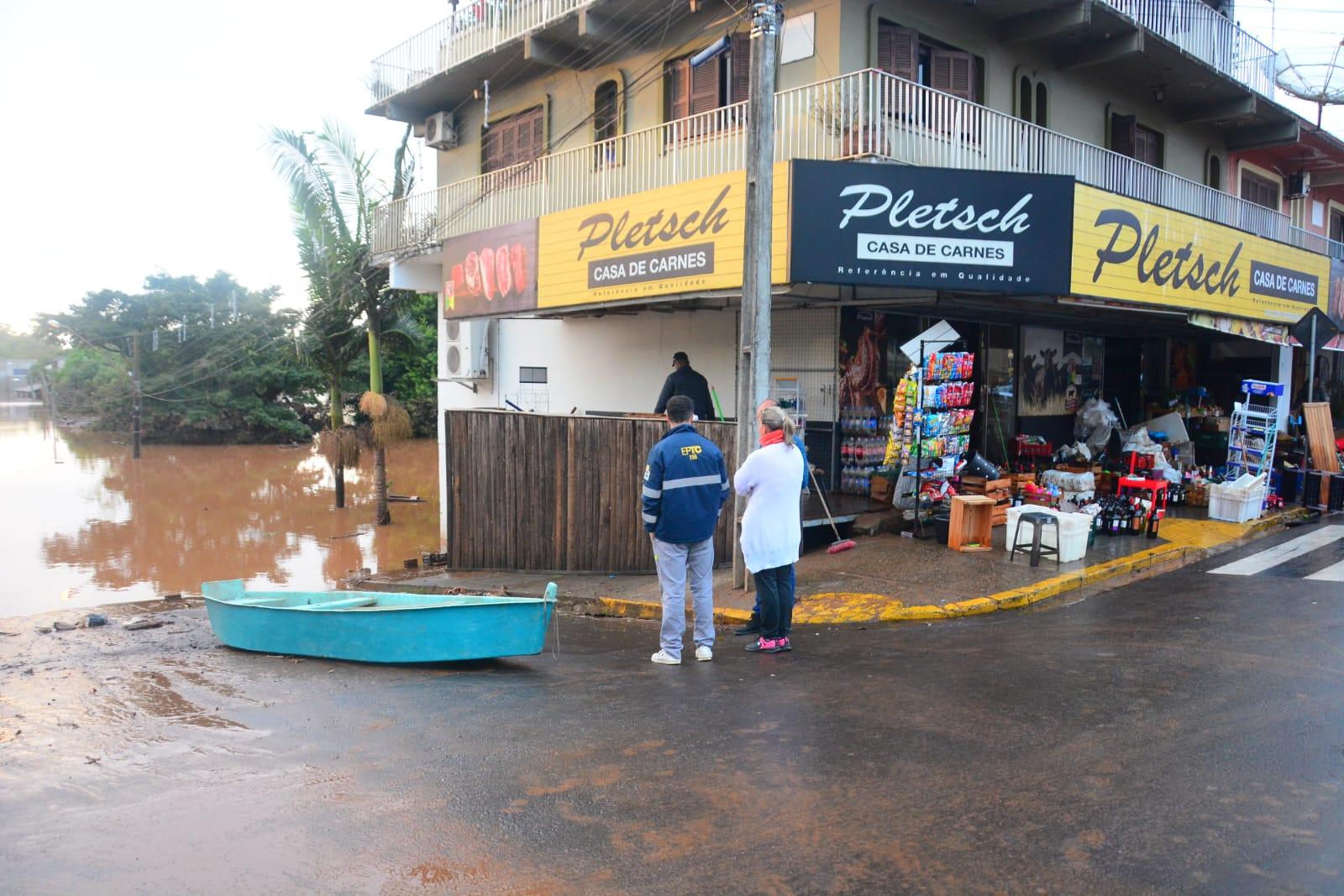 Vale do Taquari vive dia de reconstru&ccedil;&atilde;o ap&oacute;s enchente 