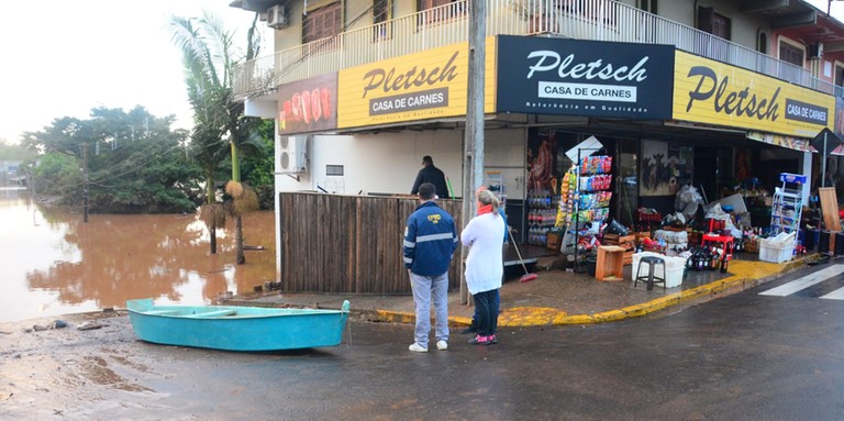 Vale do Taquari vive dia de reconstrução após enchente Vale do Taquari vive dia de reconstrução após enchente