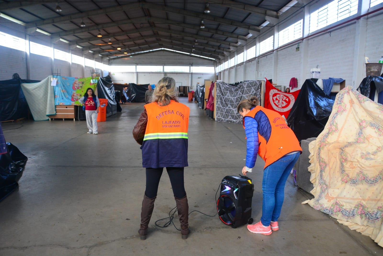Alguns munic&iacute;pios solicitam a entrega de doa&ccedil;&otilde;es diretamente no local em que as v&iacute;timas est&atilde;o sendo acolhidas.