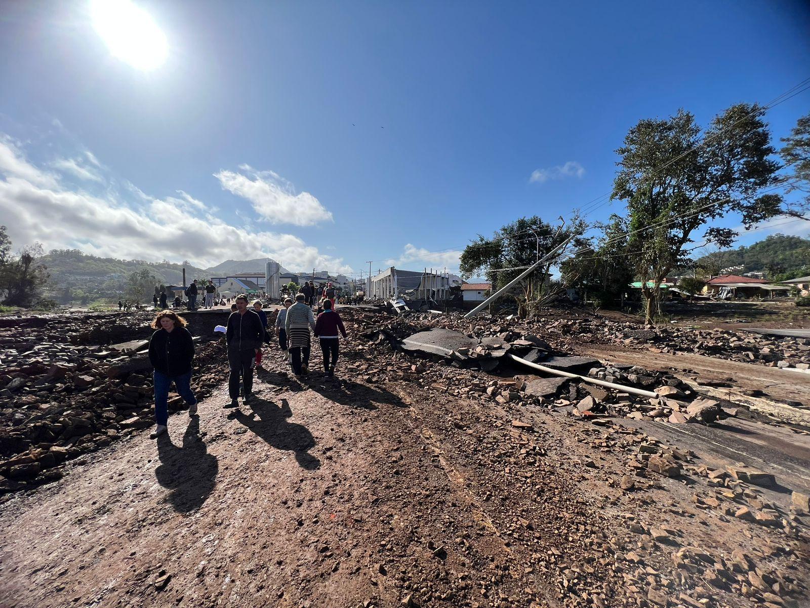 Acompanhe a busca por desaparecidos na enchente no RS 