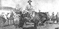 Cap. Carlos Sune, comandante do esquadrão de lanceiros do Gal. Estacio