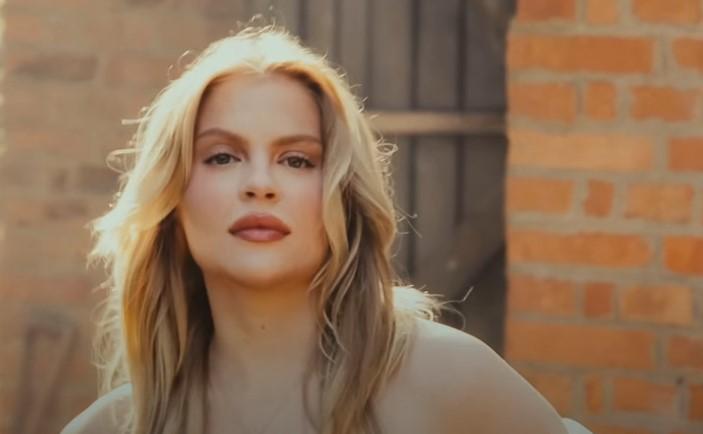 "A trai&ccedil;&atilde;o faz voc&ecirc; se invalidar, faz voc&ecirc; se sentir idiota, burra", falou Lu&iacute;sa