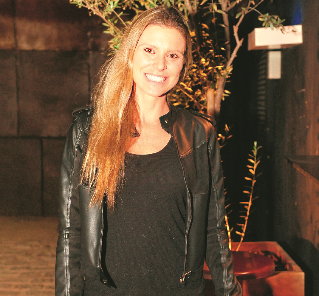 M&eacute;dica Karina Oliani