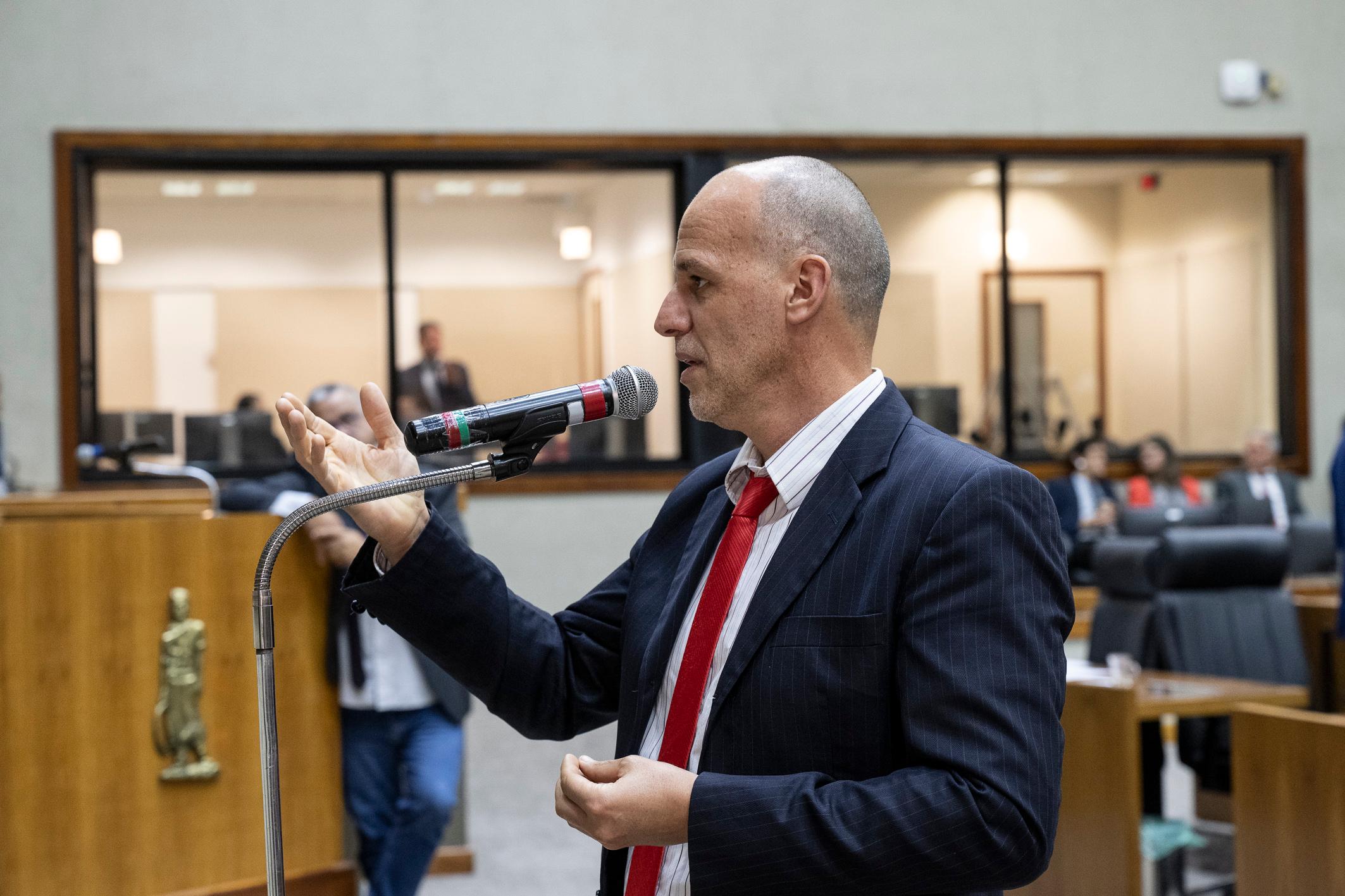 &ldquo;Minha ida para o PV foi um entendimento&rdquo;, afirma o vereador Marcelo Sgarbossa (sem partido)