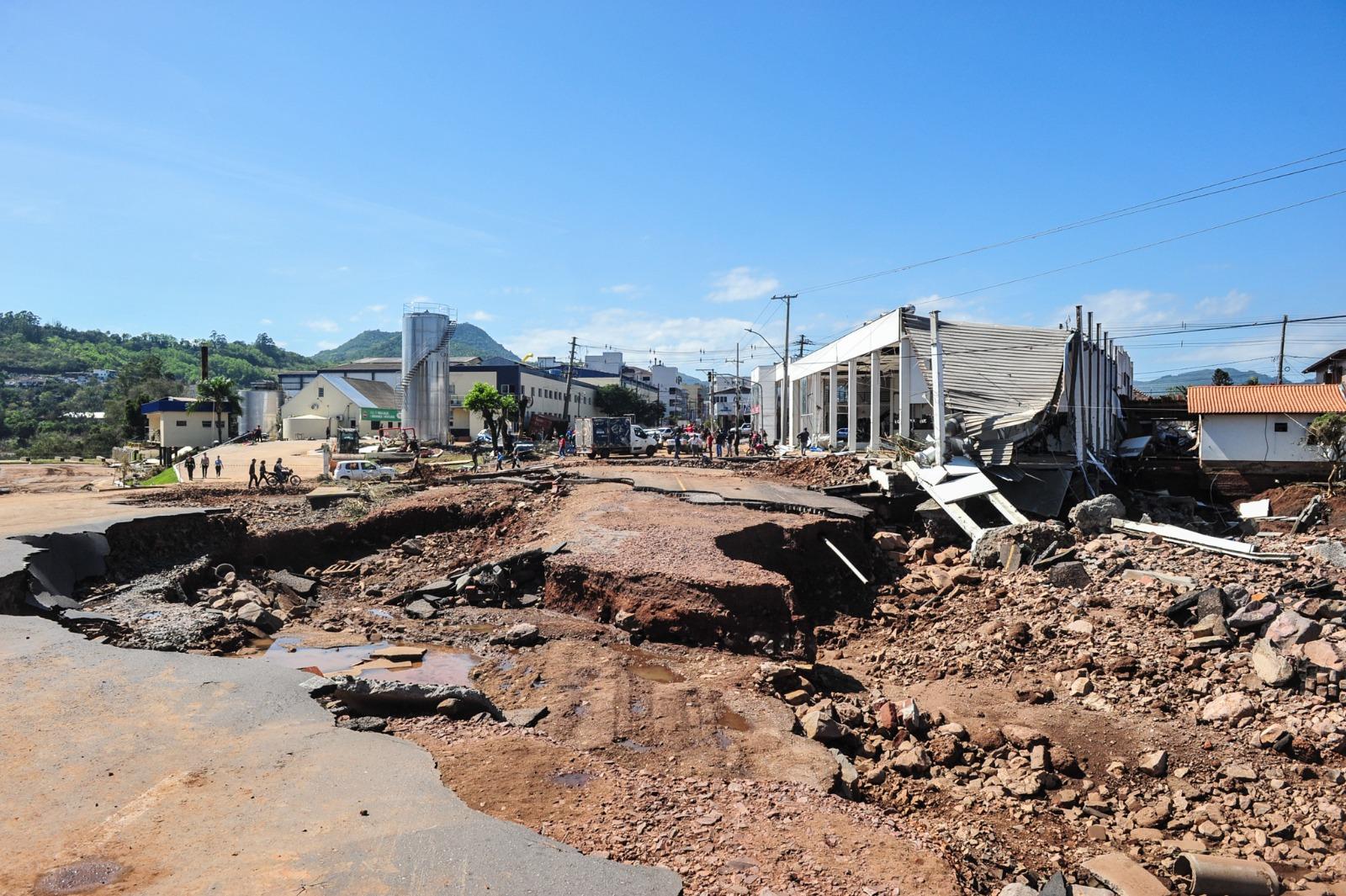 Por conta das chuvas, rede de ensino &eacute; afetada 