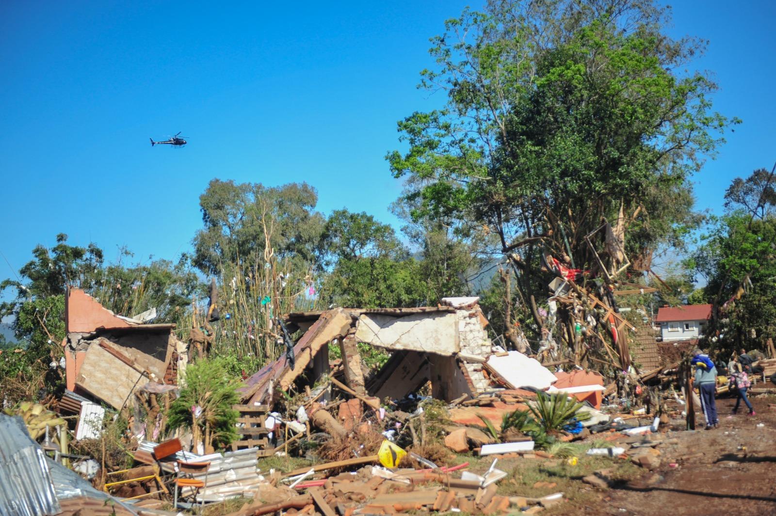 Chuvas deixam 48 mortos no RS