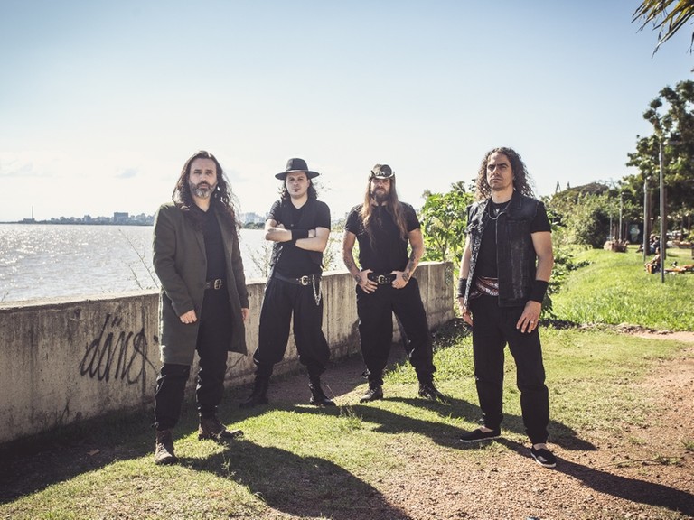 Atualmente contando com o novo guitarrista, Daniel Cardoso, o Rage In My Eyes prossegue criando novas composições, visando levar seu Heavy Metal Milongueiro a novos patamares Atualmente contando com o novo guitarrista, Daniel Cardoso, o Rage In My Eyes prossegue criando novas composições, visando levar seu Heavy Metal Milongueiro a novos patamares