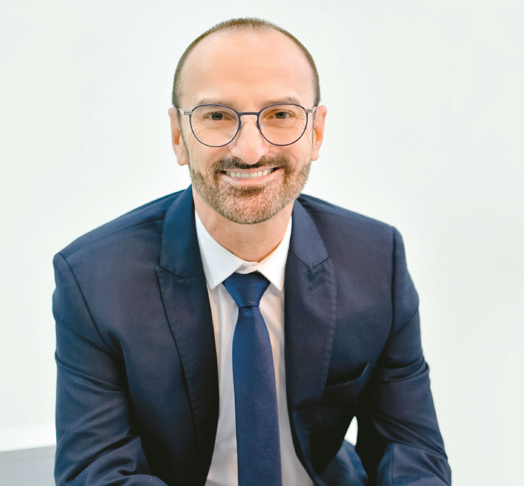  Mauricio Souto, escritor e palestrante, compartilha sua paix&atilde;o  pela vida e suas experi&ecirc;ncias.