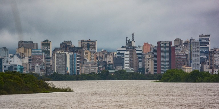 Nível do Guaíba leva a prefeitura a anunciar o fechamento de comportas Nível do Guaíba leva a prefeitura a anunciar o fechamento de comportas