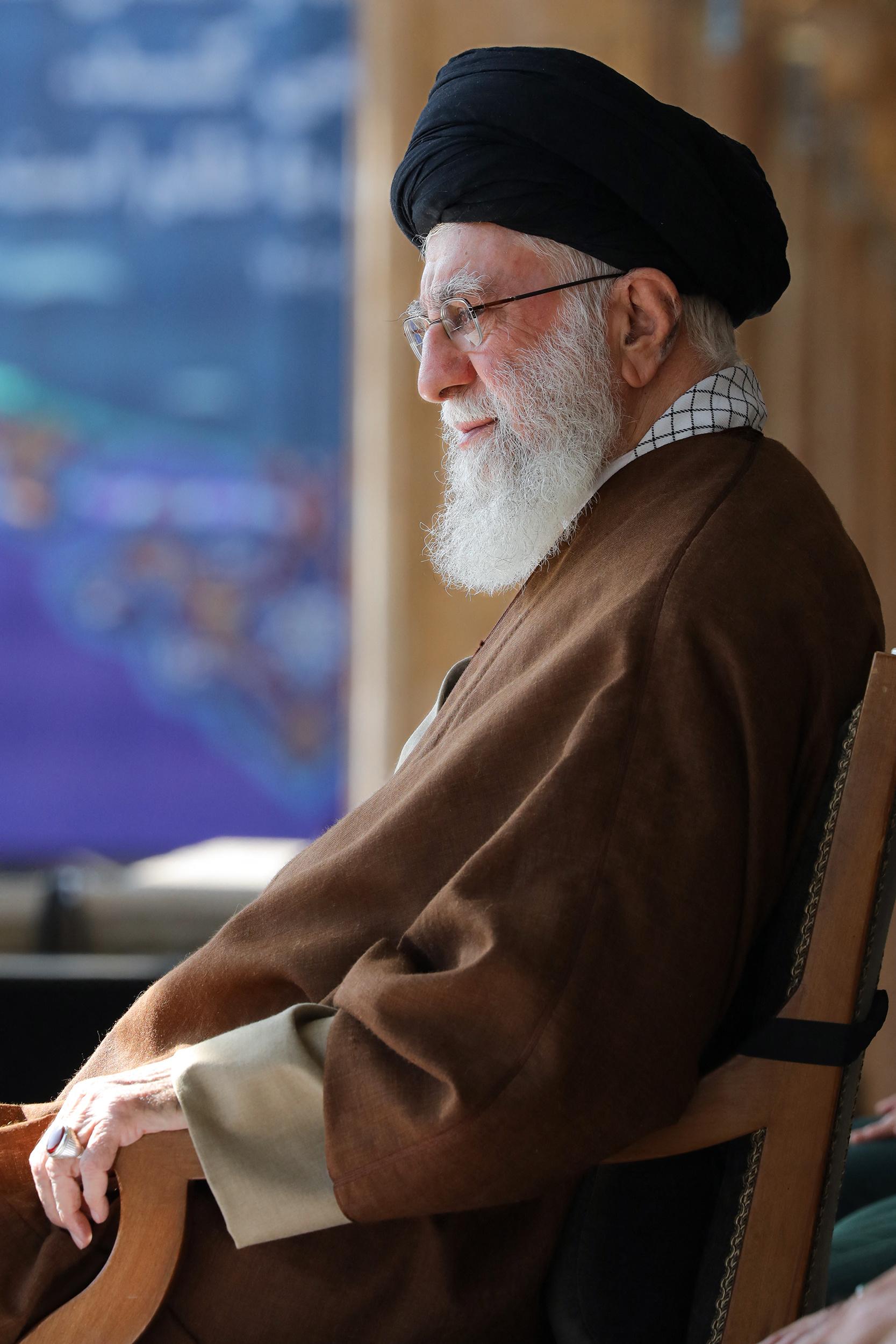 Aiatol&aacute; Ali Khamenei &eacute; o guia supremo do Ir&atilde;