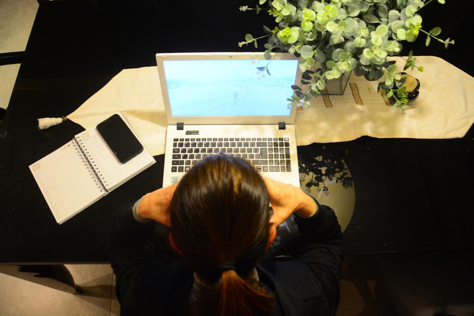 Relat&oacute;rio da Think Olga mostrou que seis em cada 10 brasileiras convivem com a ansiedade