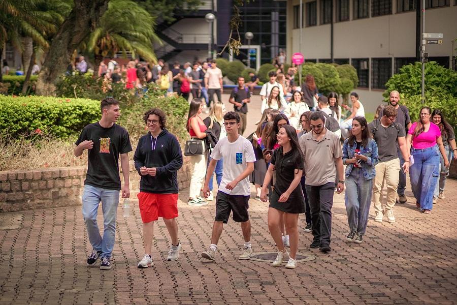 Nesta edi&ccedil;&atilde;o, a prova do vestibular ser&aacute; aplicada presencialmente para todos os cursos, no dia 18/11, &agrave;s 13h