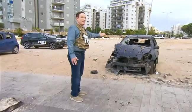 Roberto Cabrini, rep&oacute;rter da Record TV