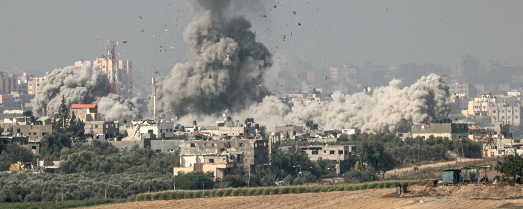 Israel intensifica bombardeios Israel intensifica bombardeios