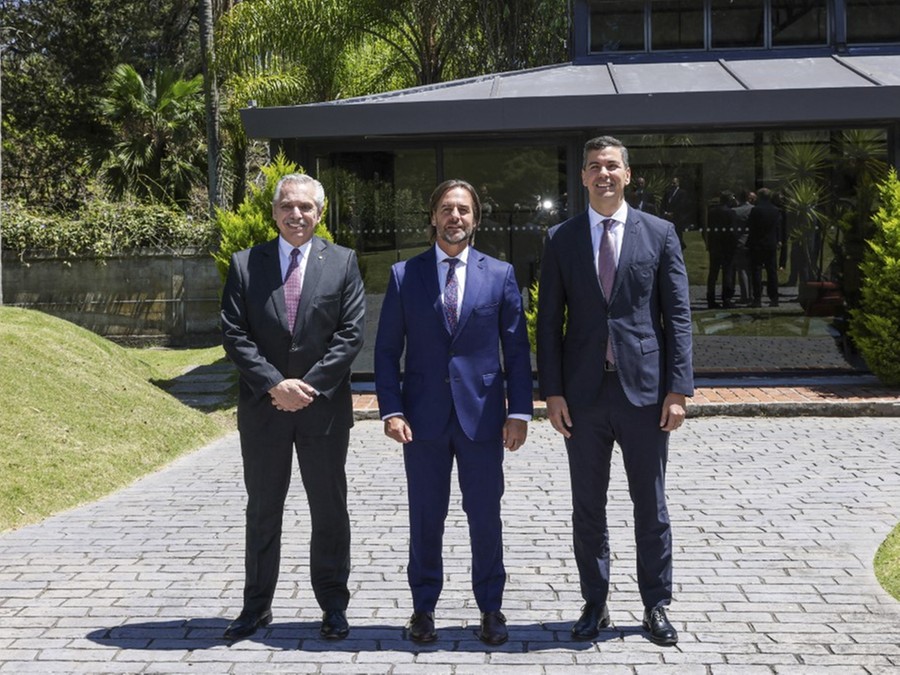 Presidente se reuniram no Uruguai Presidente se reuniram no Uruguai