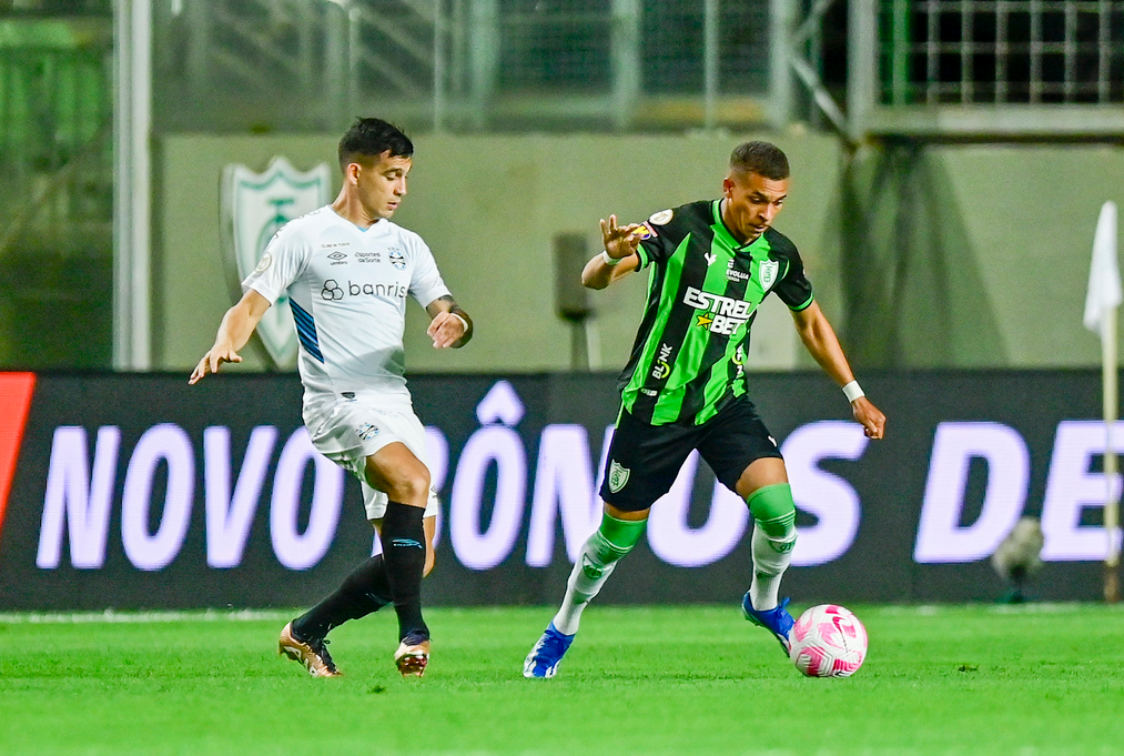 Cristaldo anotou o gol da vit&oacute;ria tricolor