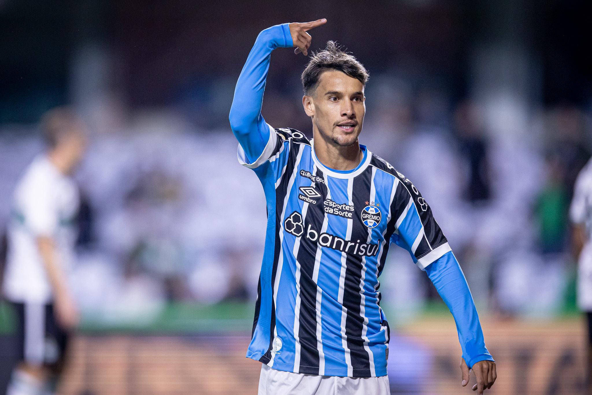 Ferreira voltou a marcar gol e ser importante em vit&oacute;ria do Tricolor