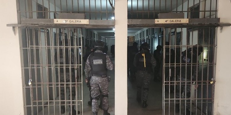 Organização criminosa chamada Família do Sul é comandada por traficantes na Pasc Organização criminosa chamada Família do Sul é comandada por traficantes na Pasc