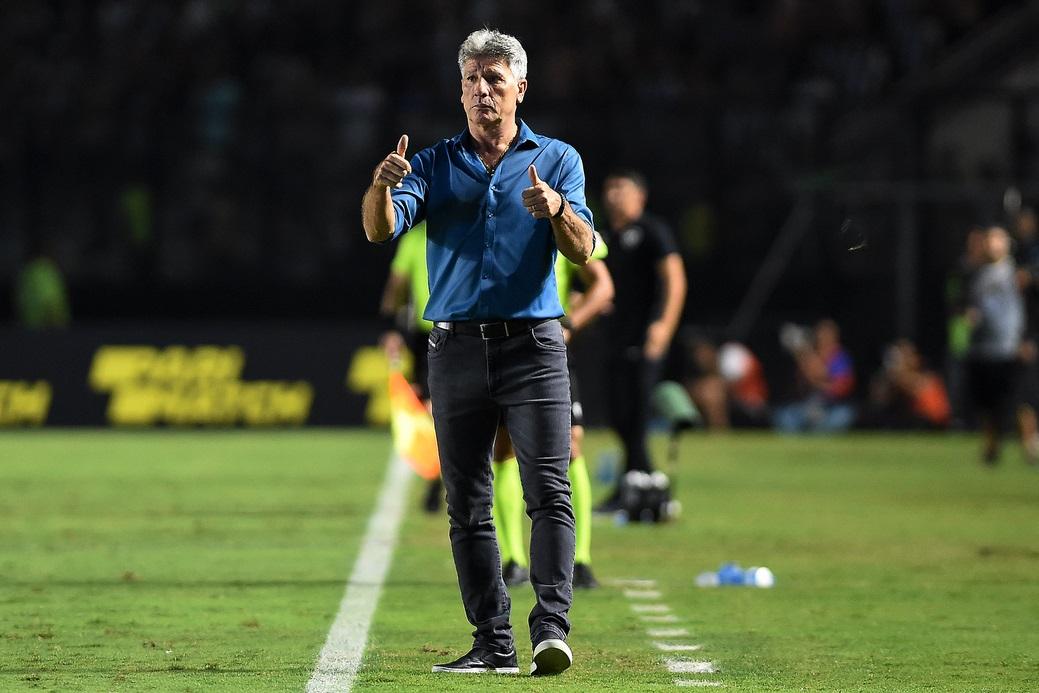 Treinador destacou postura do time