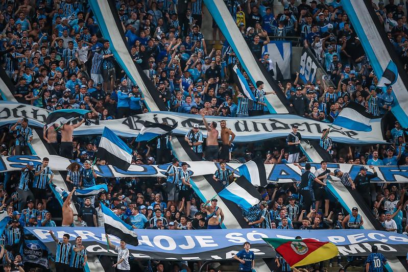 Renato pede "Arena lotada" e anuncia concentra&ccedil;&atilde;o do Gr&ecirc;mio j&aacute; nesta sexta
