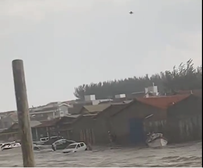 O fen&ocirc;meno causou preju&iacute;zo ao com&eacute;rcio e assustou quem curtia o dia na beira da praia