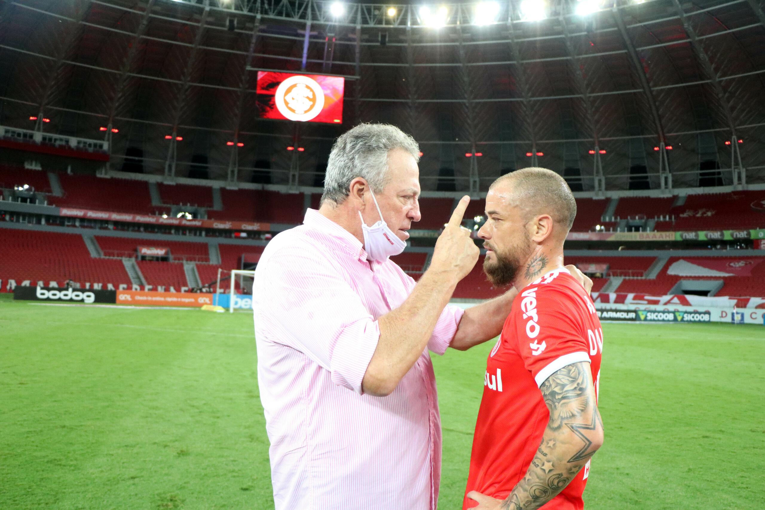 Abel e D'Ale est&atilde;o nos planos da oposi&ccedil;&atilde;o para 2024