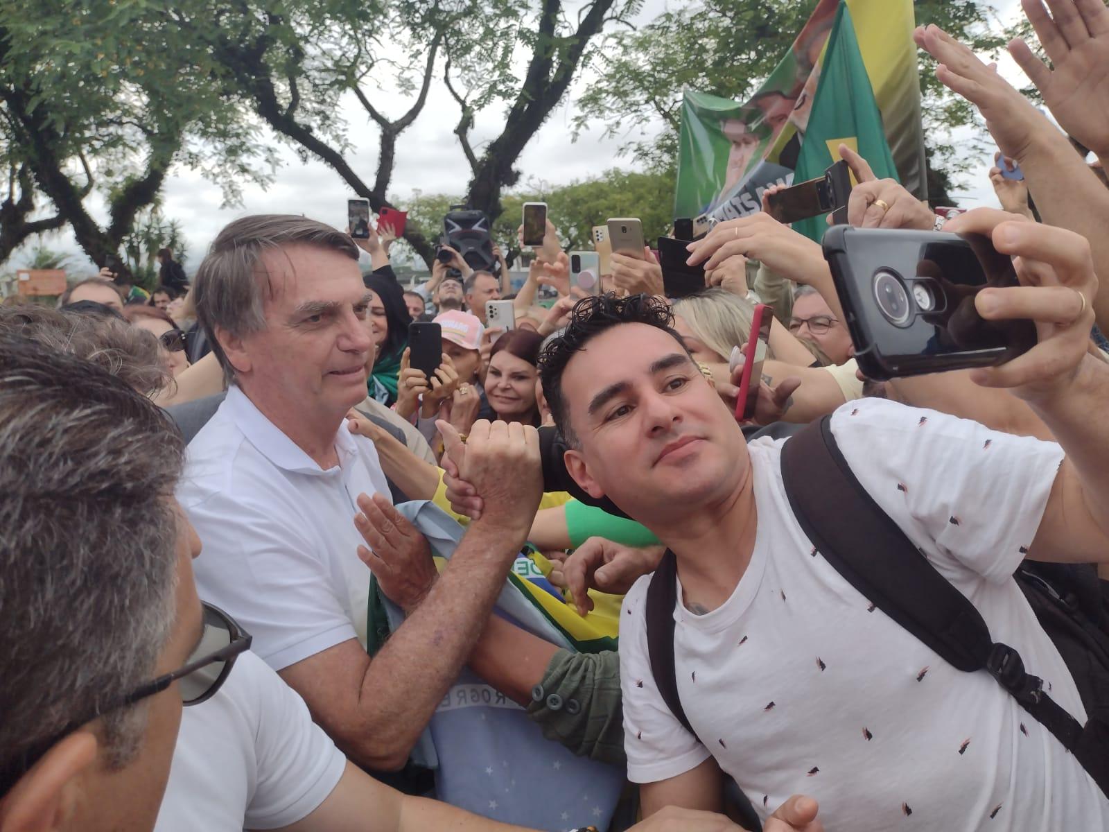 Jair Bolsonaro desembarca em Porto Alegre para agendas no Rio Grande do Sul 