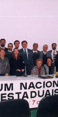 Em 1999, sob minha proposição e organização, o conselho fez história, sob a presidência de Roque Jacoby, ao realizar em Porto Alegre o 1° Fórum Nacional dos Conselhos Estaduais de Cultura