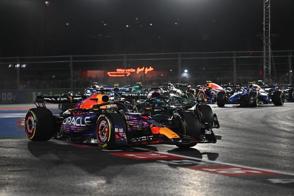 Holand&ecirc;s foi pol&ecirc;mico, mas impar&aacute;vel de novo