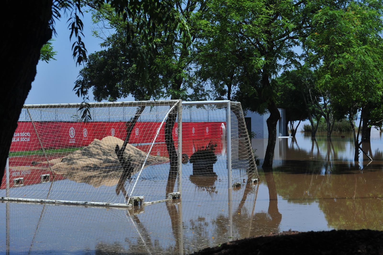 Treino do elenco principal foi trocado para o Beira-Rio 