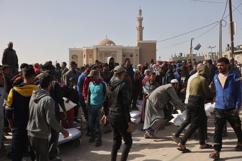 Nova troca de ref&eacute;ns e prisioneiros est&aacute; prevista para este domingo