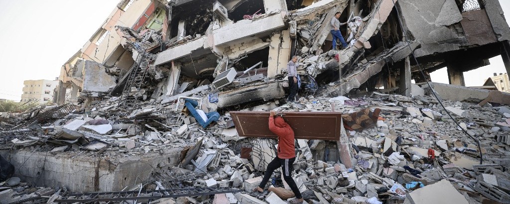 Exército israelense anunciou retorno de 13 reféns libertados pelo movimento palestino Hamas em Gaza Exército israelense anunciou retorno de 13 reféns libertados pelo movimento palestino Hamas em Gaza