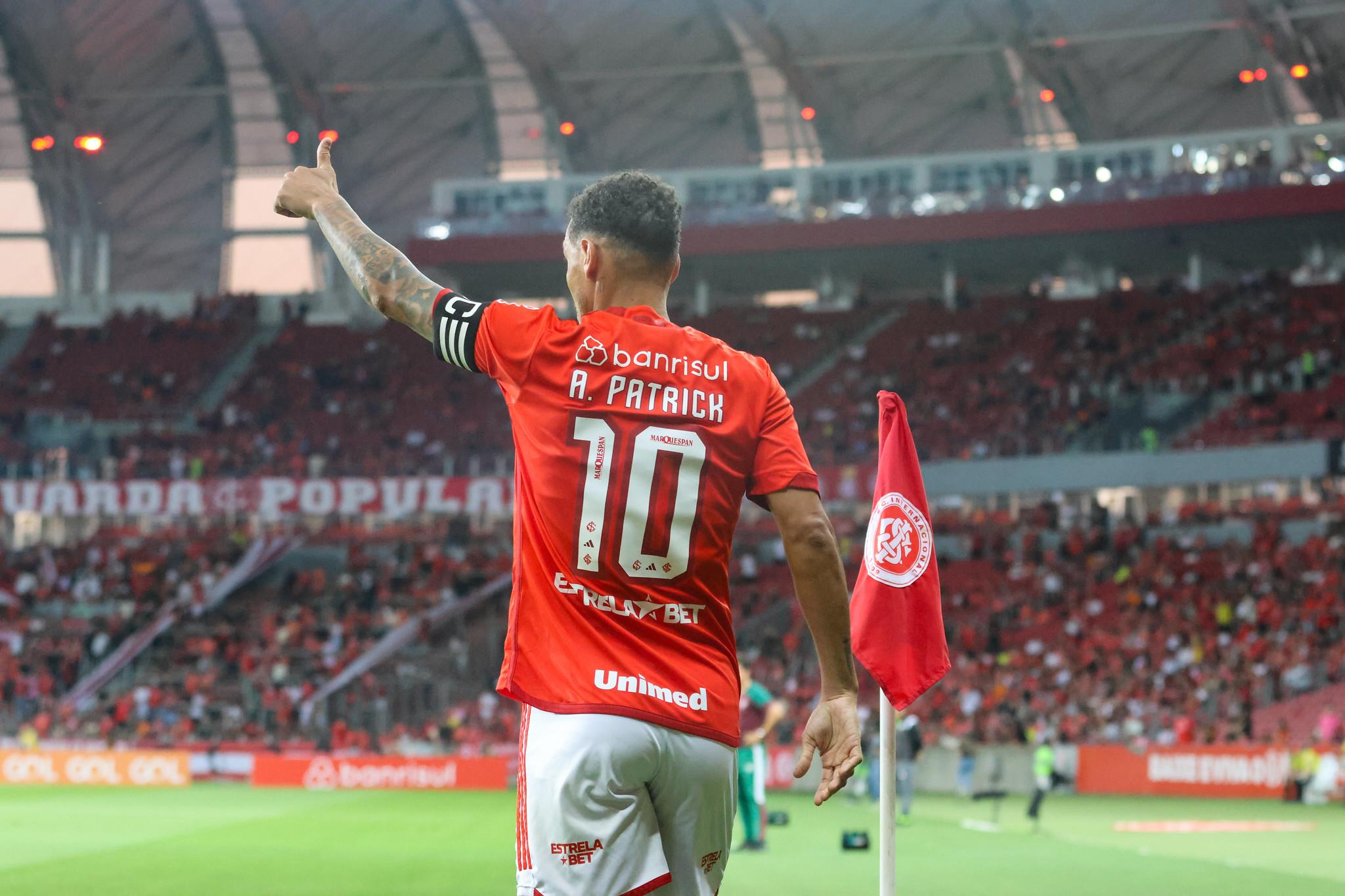 Inter contar&aacute; com retornos de Alan Patrick e Ar&aacute;nguiz contra Cuiab&aacute;