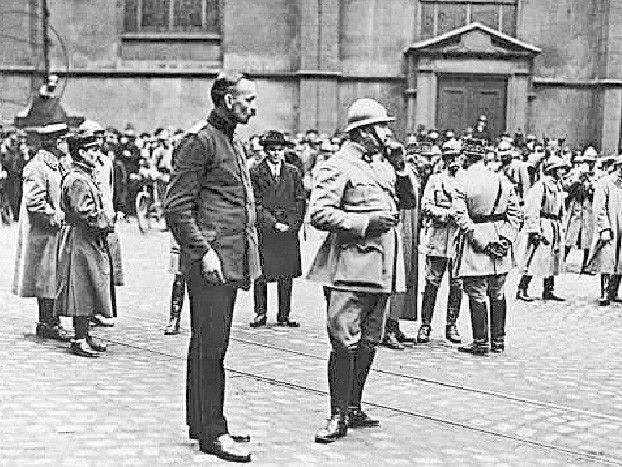Alemanha não reconhecia a legalidade da ocupação do Ruhr Alemanha não reconhecia a legalidade da ocupação do Ruhr