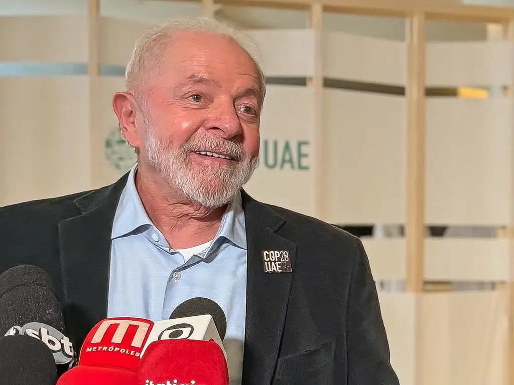 Ap&oacute;s declara&ccedil;&atilde;o de presidente da estatal, Lula disse n&atilde;o saber de plano da Petrobras na Ar&aacute;bia