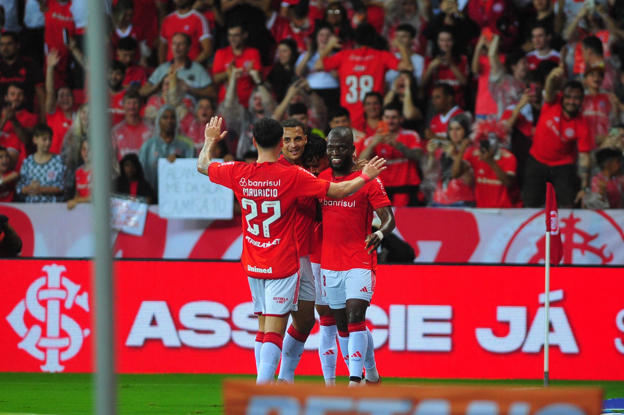 Colorado recebe Botafogo para encerrar temporada com vit&oacute;ria no Beira-Rio