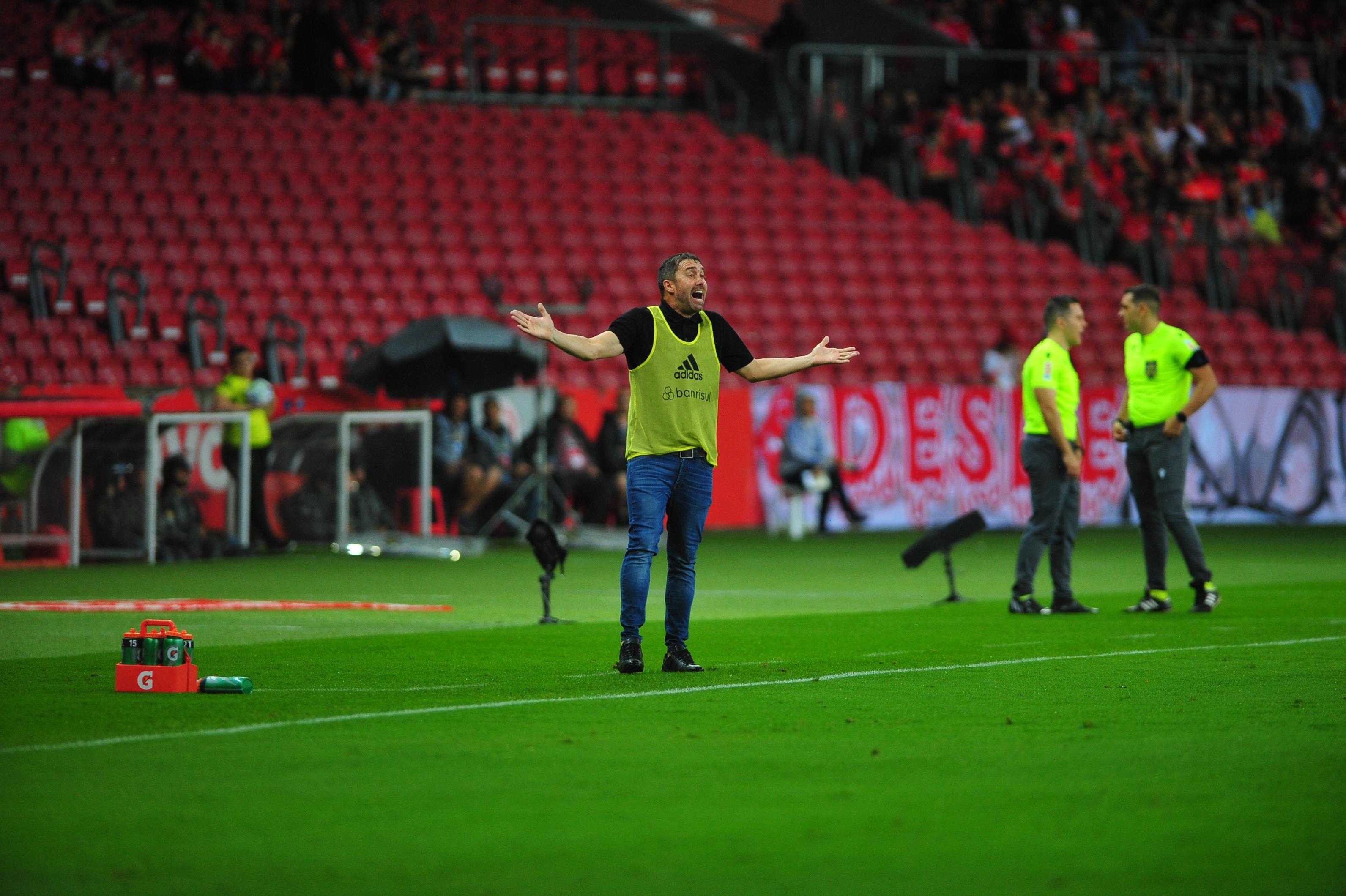 "N&atilde;o &eacute; um segredo que o presidente (Barcellos) &eacute; um amigo pessoal meu", disse Coudet