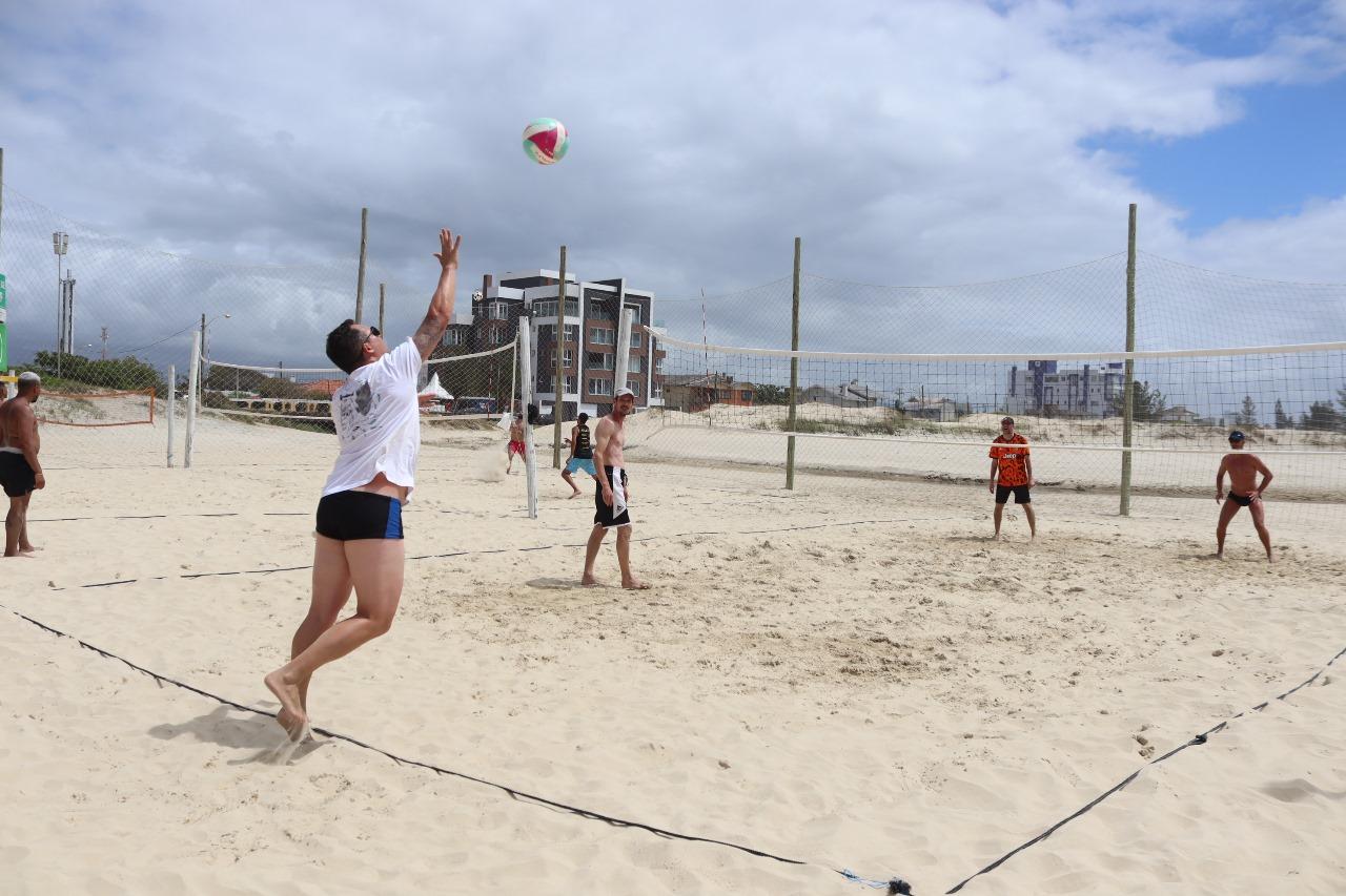 O Quiosque do Turismo disponibiliza gratuitamente material de esportes nas mais variadas categorias