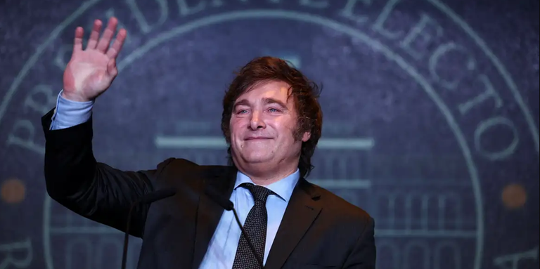 E no seu discurso de posse disse que o populismo levou 40% dos argentinos para a pobreza. E no seu discurso de posse disse que o populismo levou 40% dos argentinos para a pobreza.