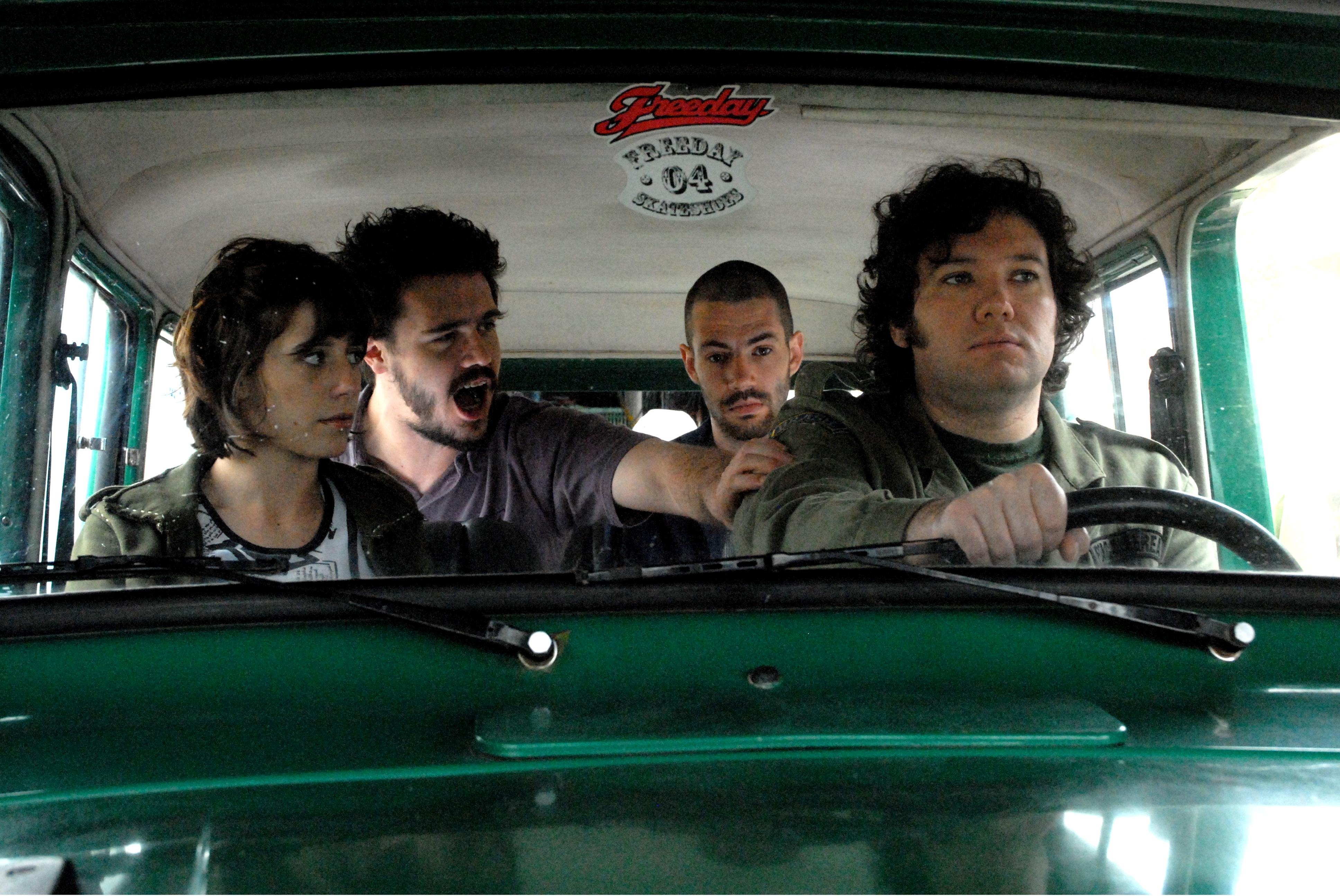 Cena do filme 'A &uacute;ltima estrada da praia'