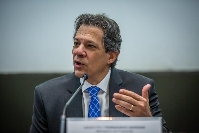 Haddad ressaltou queda do desemprego e do juros 